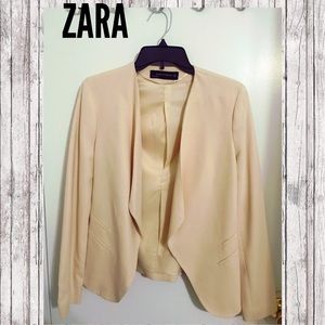 ZARA WOMEN BLAZER “NEW” LIGHT CREAM COLOR 🧥